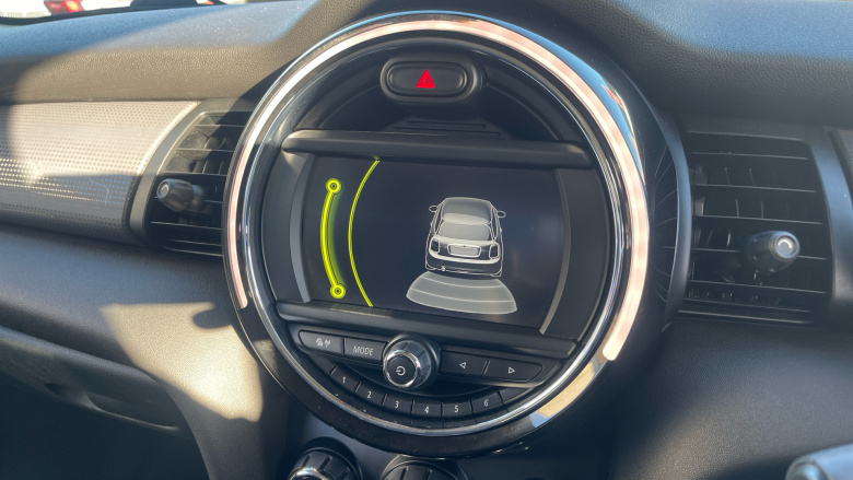 MINI Hatchback 1.5 Cooper 3dr Petrol Hatchback